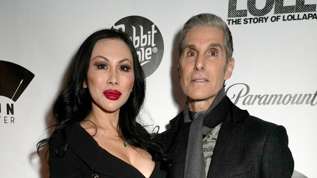 Etty Lau Farrell and Perry Farrell in January 2024