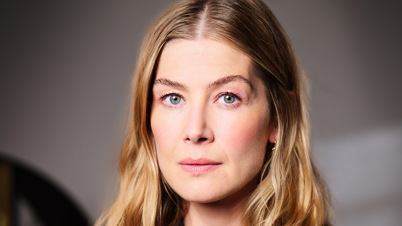 Rosamund Pike