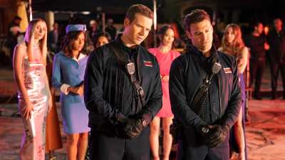 9 1 1 s Oliver Stark Is Open to Romantic Future for Buck and Eddie There s Chemistry Between Us 070