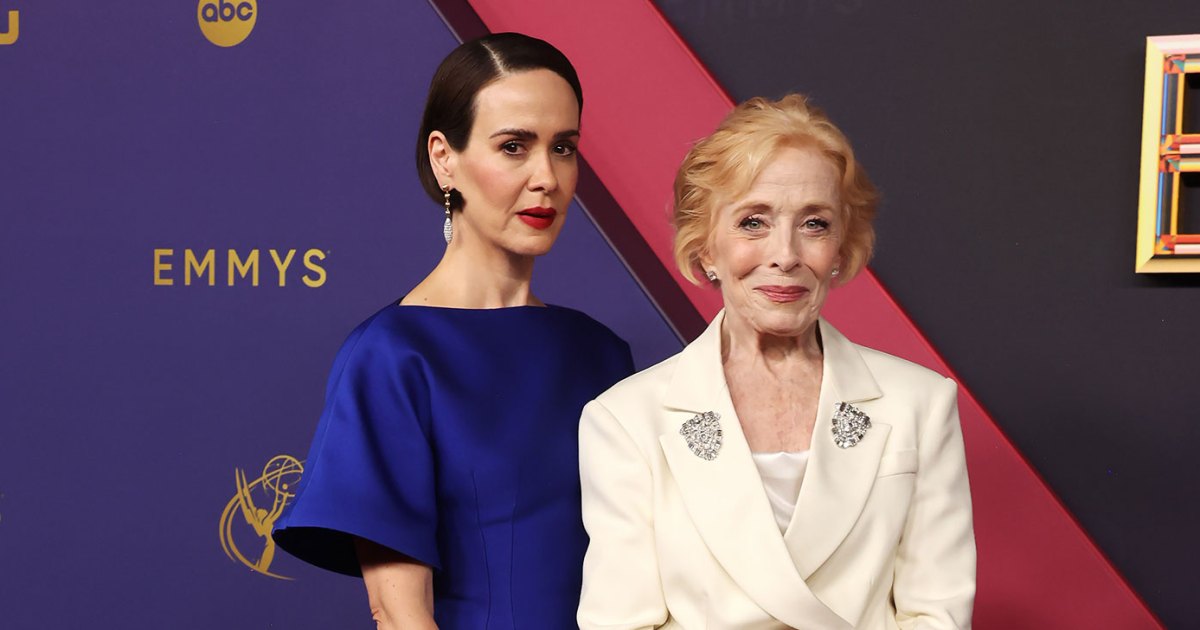 Sarah Paulson, Holland Taylor’s Relationship Timeline