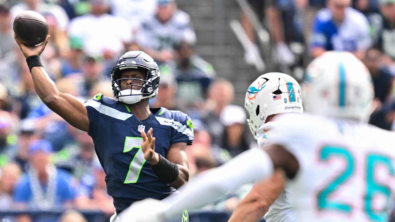 Seahawks Offense Shows Resiliency In 24-3 Win Over Miami Dolphins