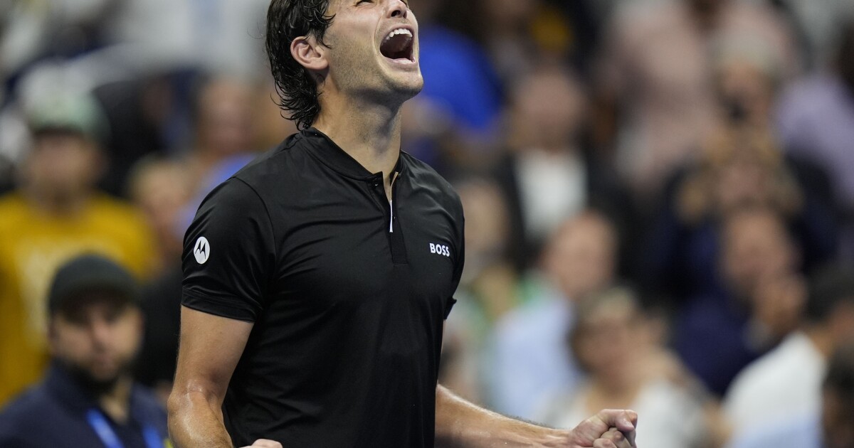 Taylor Fritz wins match to become first American man in a U.S. Open final since 2006