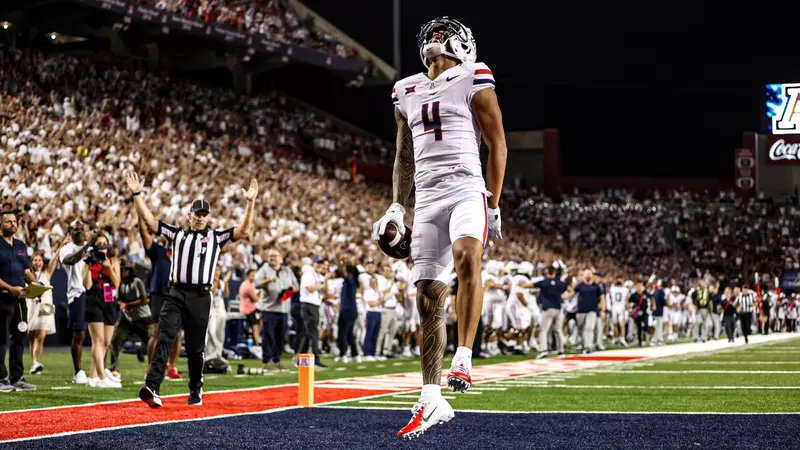 Tetairoa McMillan's Record Performance Lifts No. 21 Arizona to 61-39 Win Over New Mexico