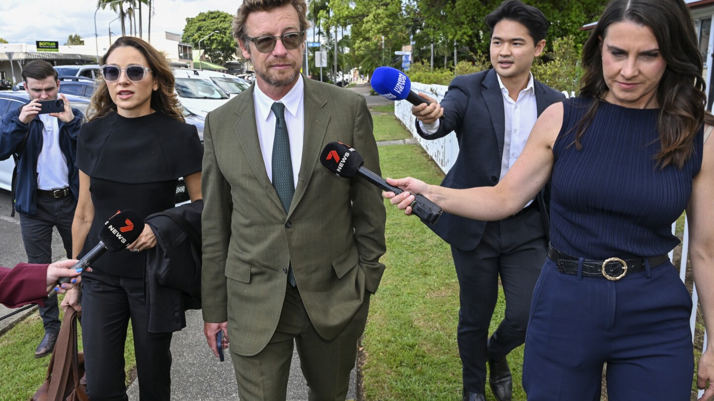 'The Mentalist' star Simon Baker admits drinking and driving in Australia