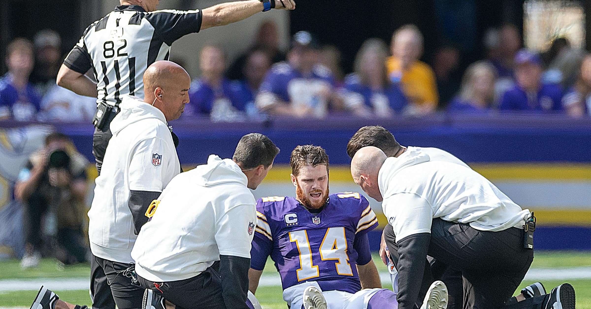 Vikings QB has knee bruise