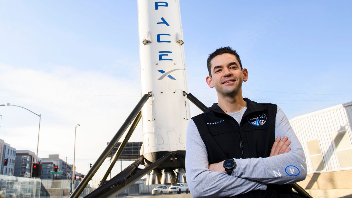 Who is Jared Isaacman, billionaire who teamed up with SpaceX? – NBC New York