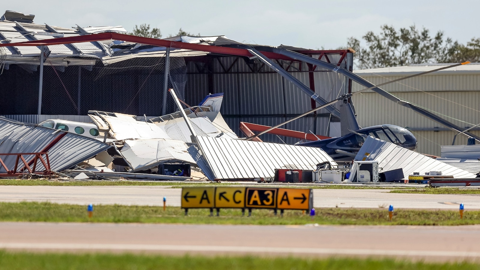 When will airports in Tampa and Orlando areas reopen post-Hurricane Milton?