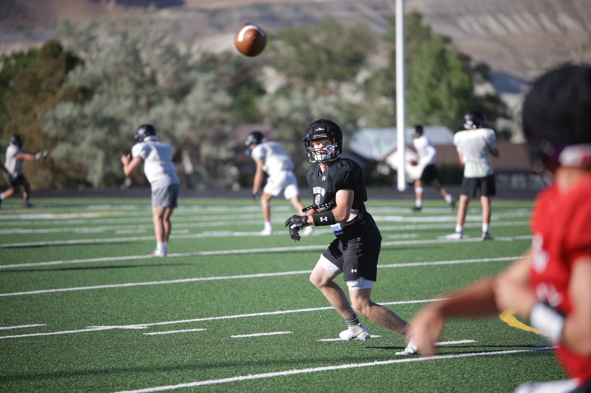 Mountain View Buffalos Stay Undefeated, Defeat Worland Warriors 35-5