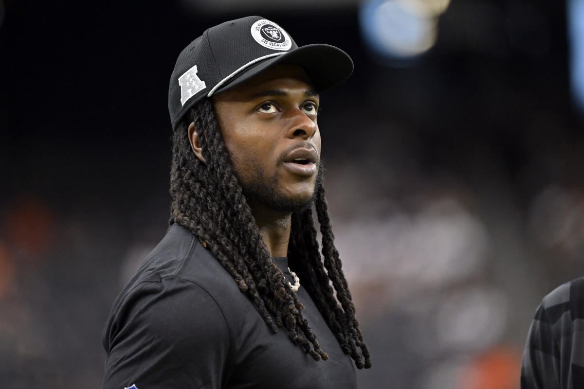 Raiders reportedly trade All-Pro WR Davante Adams to Jets, ending months of speculation