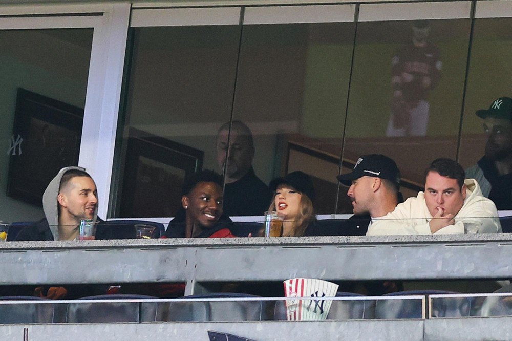 Taylor Swift and Travis Kelce attend Game One of the American League Championship 522