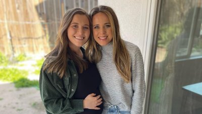 Pregnant Joy-Anna Duggar Visits Sister Jinger in Los Angeles