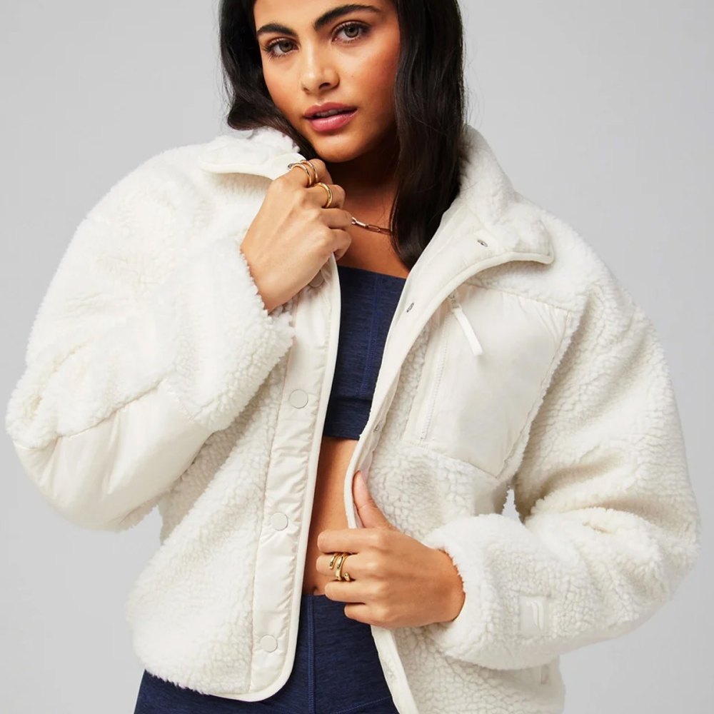 Tahoe Teddy Jacket Fabletics