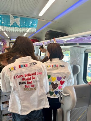 Taylor Swift fans on Brightline's Orlando to Miami Swift Sing-Along train Friday.