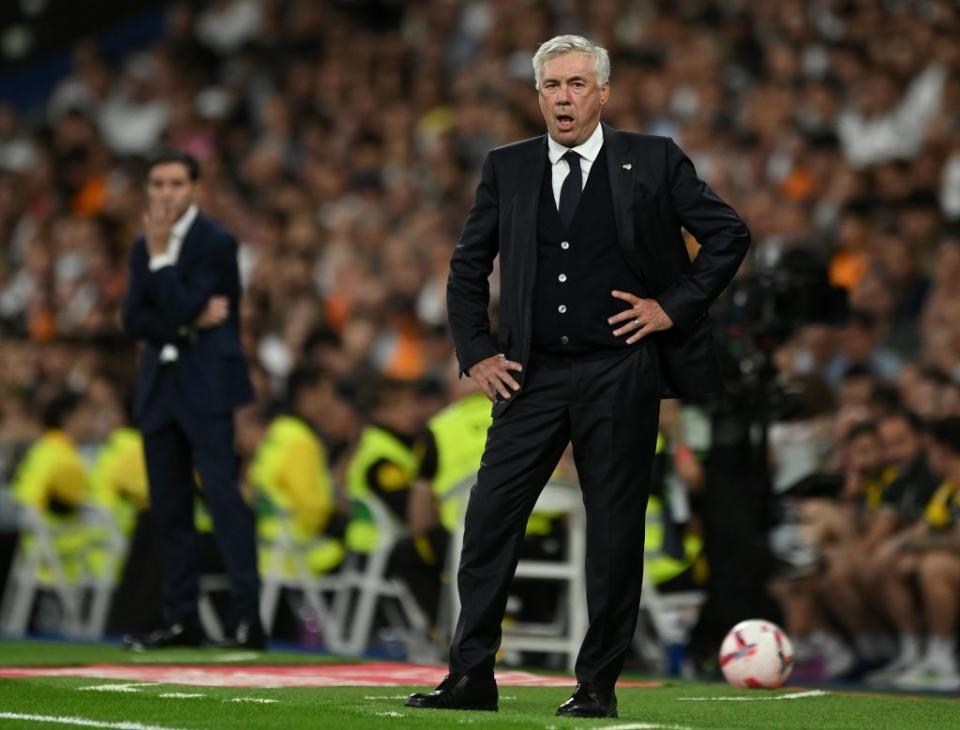 Ancelotti was not impressed with Real Madrid’s performance at half-time (Photo by Denis Doyle/Getty Images)