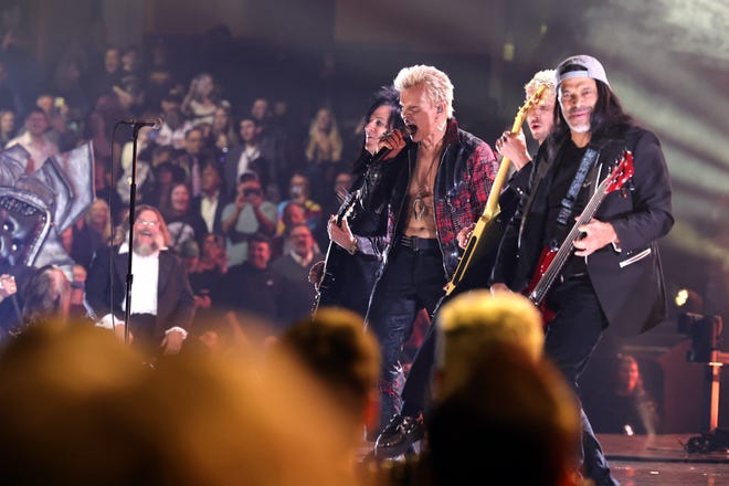 CLEVELAND, OHIO - OCTOBER 19: (L-R) Jack Black watches Steve Stevens, Billy Idol, Andrew Watt and Robert Trujillo perform onstage during the 2024 Rock & Roll Hall Of Fame Induction Ceremony streaming on Disney+ at Rocket Mortgage Fieldhouse on October 19, 2024 in Cleveland, Ohio. (Photo by Theo Wargo/Getty Images for The Rock and Roll Hall of Fame)