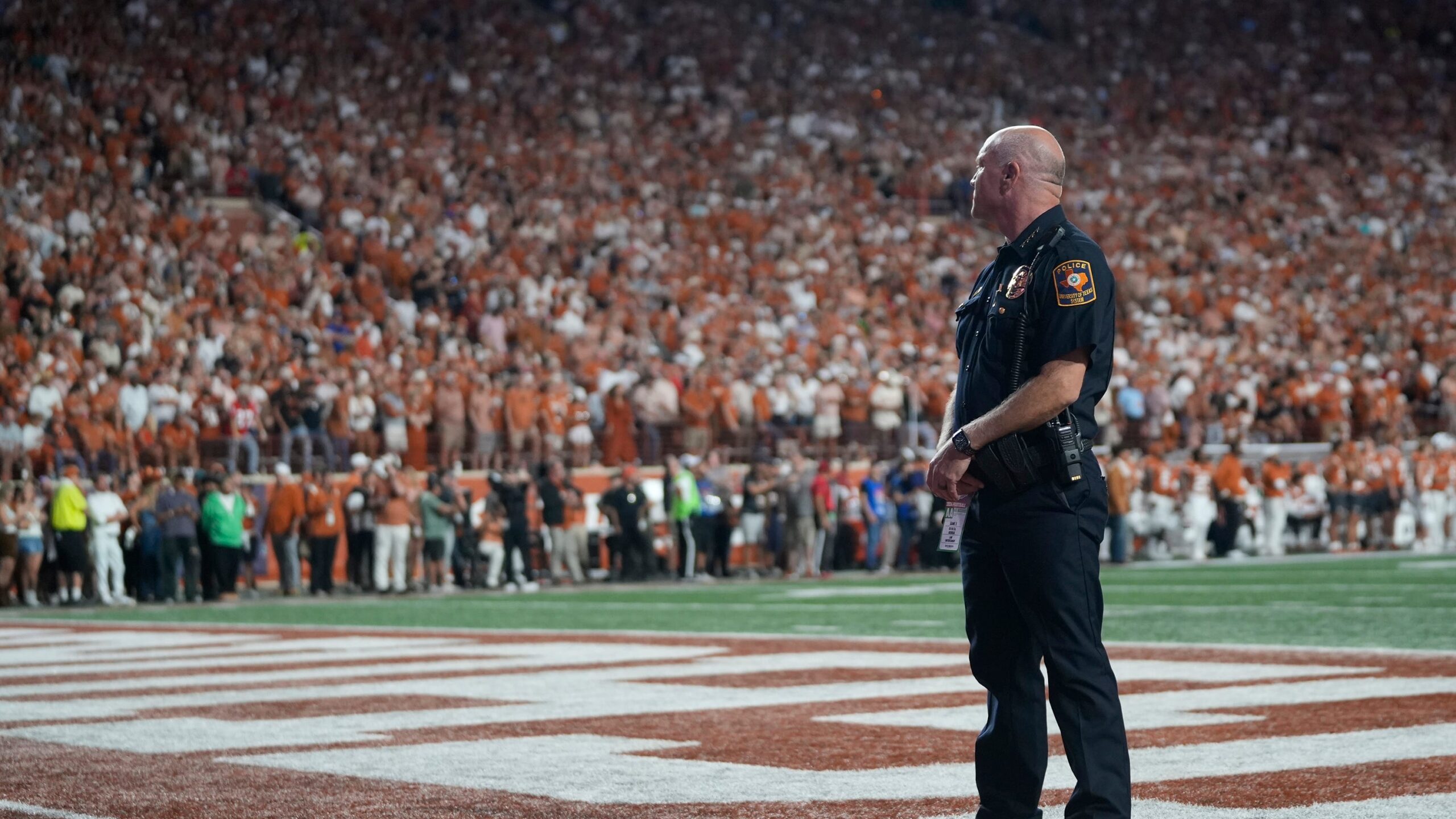 Texas football issues statement on trash throwing. Here's what it says