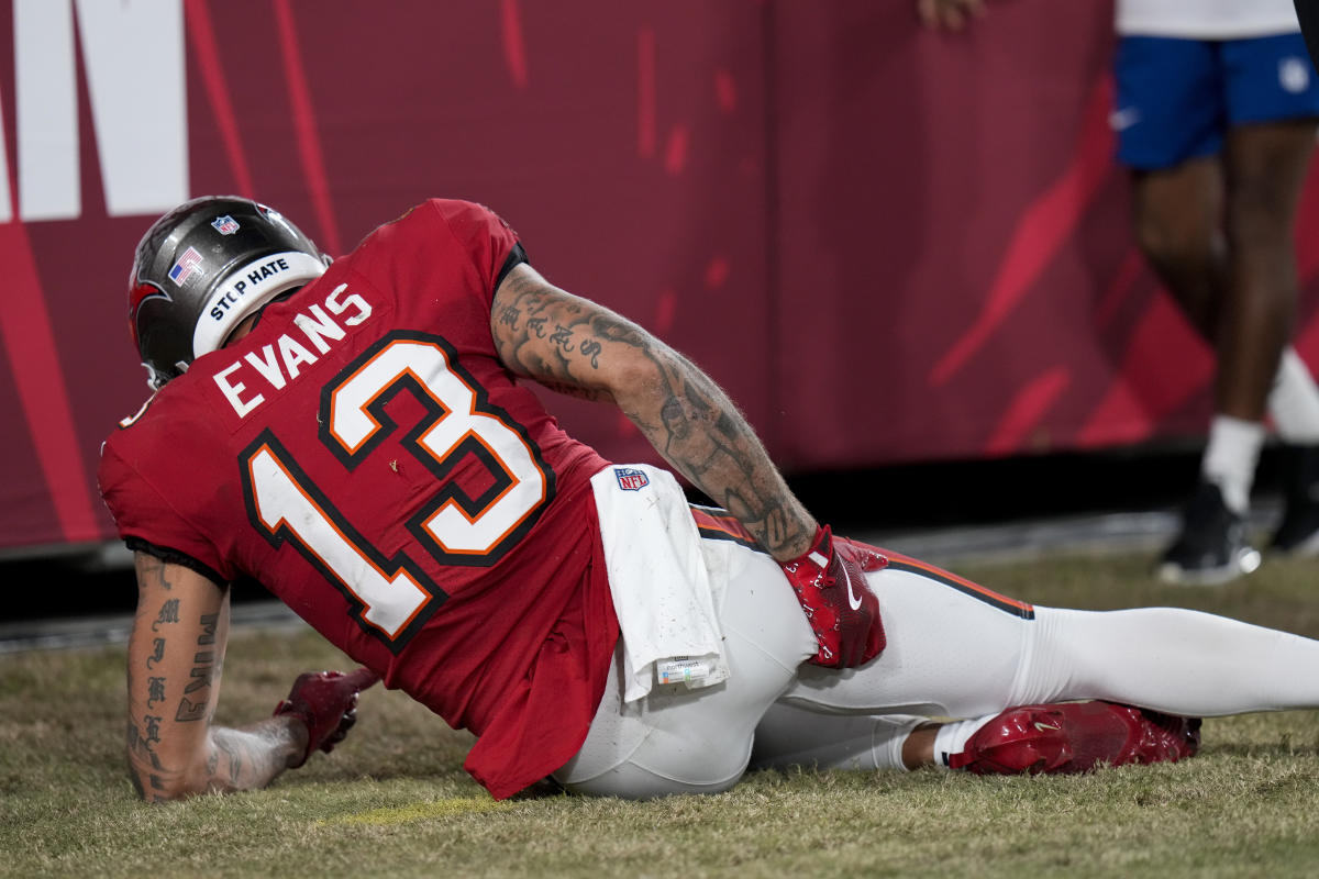 Mike Evans ruled out of Bucs-Ravens game with hamstring injury