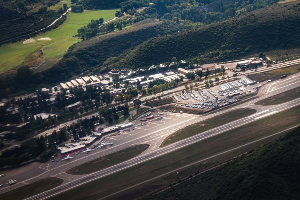 Rent rates increase, landing fees decrease at Aspen/Pitkin County Airport