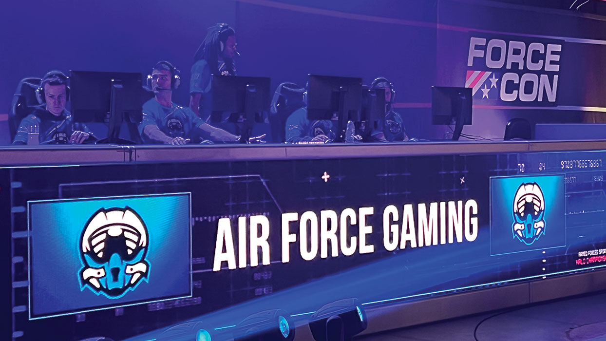 The victorious Air Force gaming team at the 2022 Armed Forces gaming championship in San Antonio, Texas.