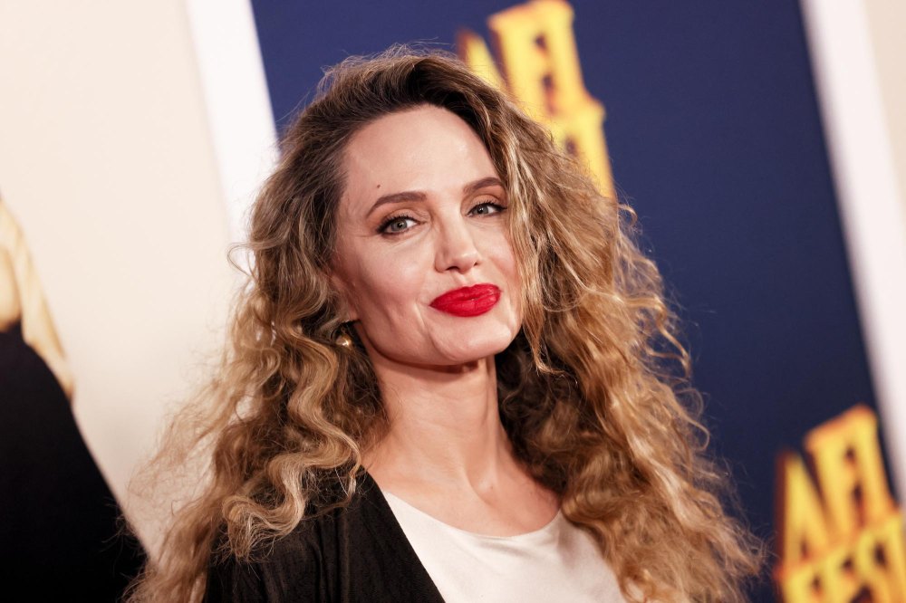 Angelina Jolie Looks Amazing With Curly Hair