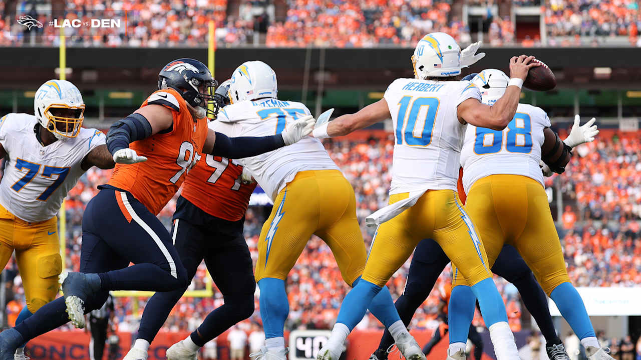 Broncos battle back late, but winning streak ends with 23-16 loss to Chargers