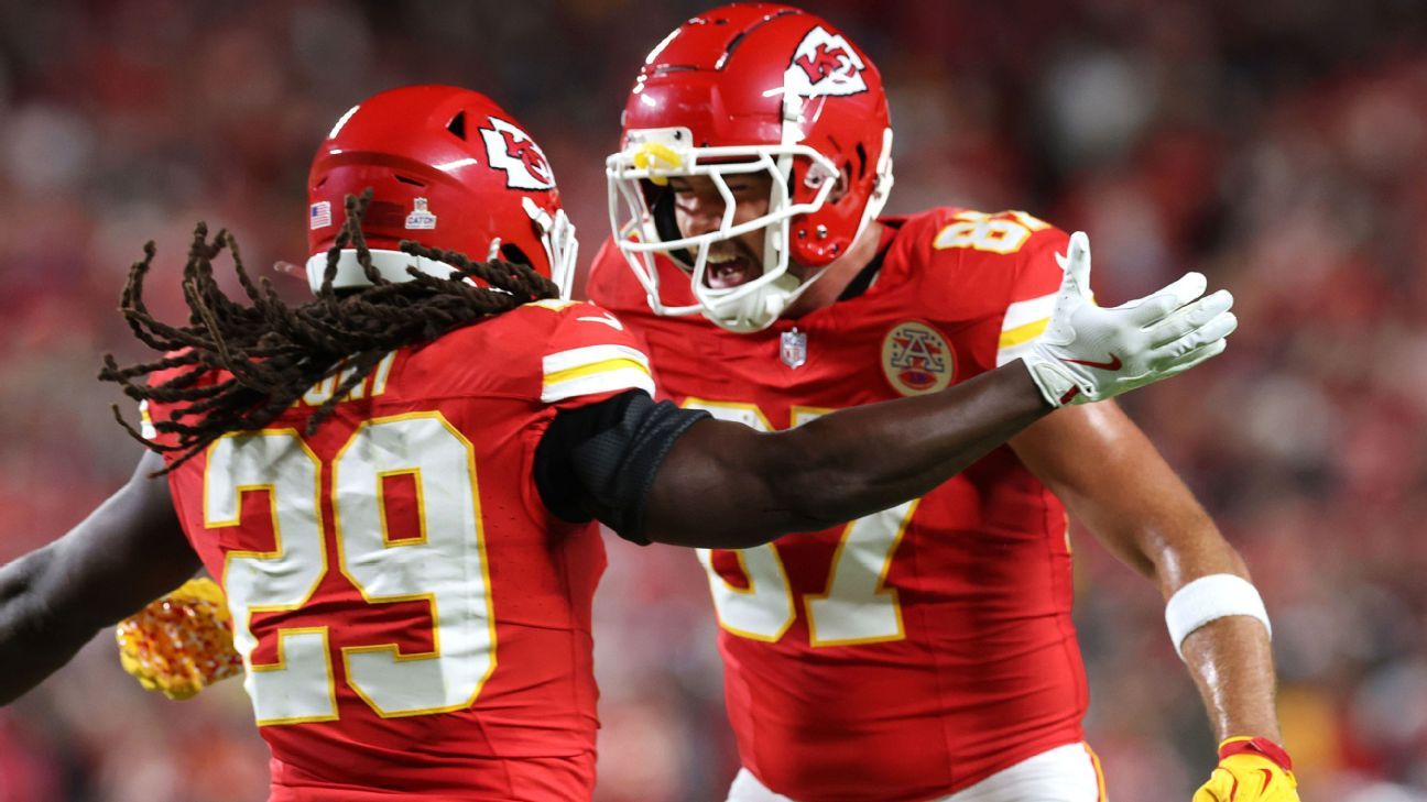 Chiefs' offense cruises past Saints in MNF as KC moves to 5-0