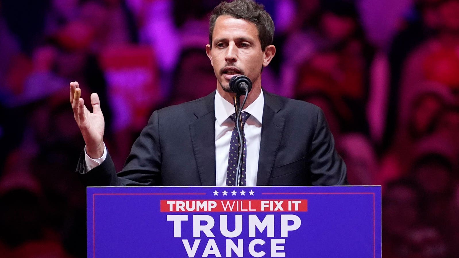 Comedian Tony Hinchcliffe Calls Puerto Rico ‘Floating Island Of Garbage’ At MSG Donald Trump Rally