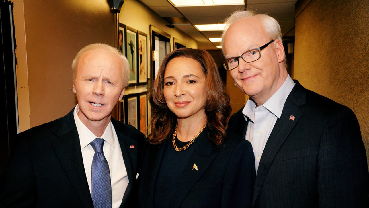 (L-R) Dana Carvey, Maya Rudolph and Jim Gaffigan pose together backstage at 'SNL' on Sept. 28.