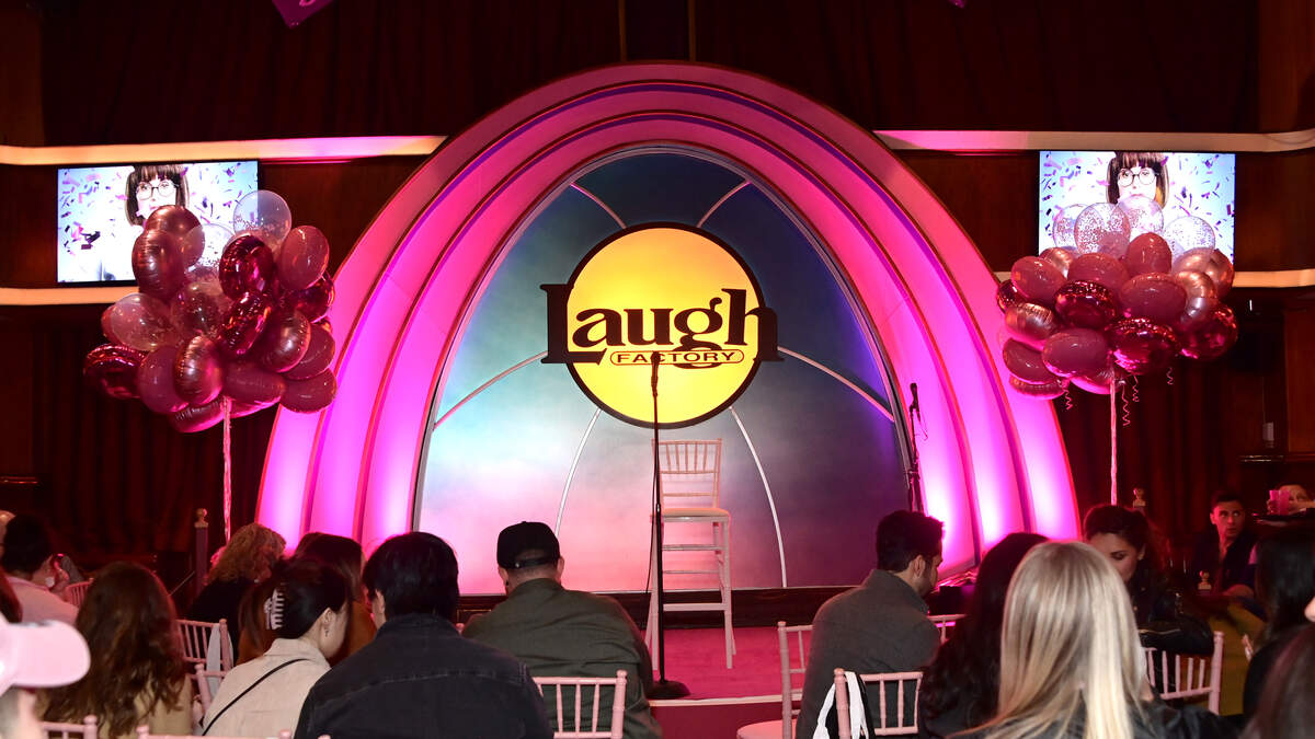 Free Yom Kippur Services to be Conducted at Laugh Factory