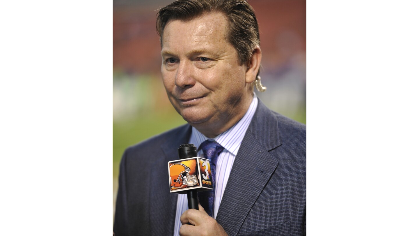 Jim Donovan, Cleveland Browns play-by-play announcer and TV sports anchor, dies at 68