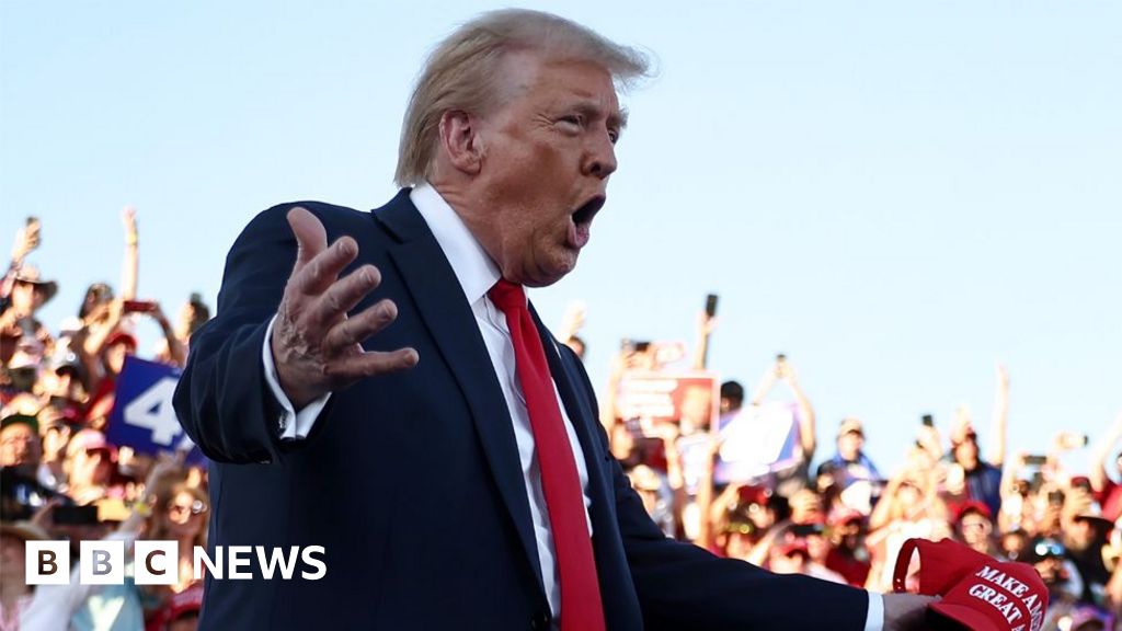 Man arrested outside Trump California rally had guns and fake passports