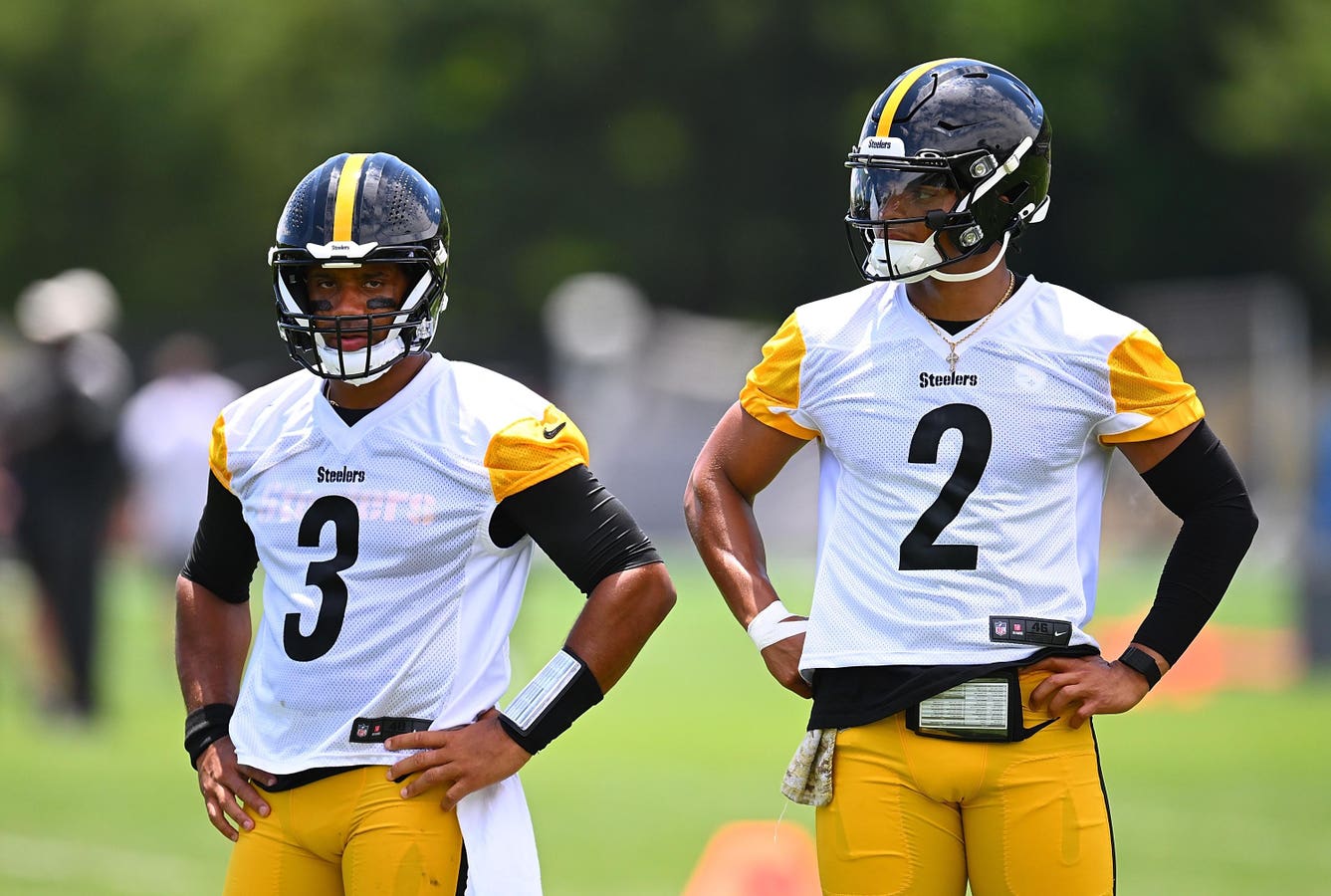 Pittsburgh Steelers could turn to Russell Wilson over Justin Fields