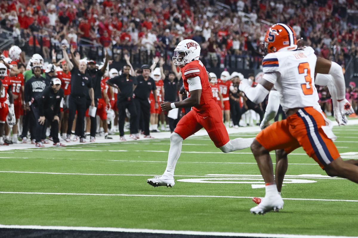 'Players are gutted': Loss to Syracuse painful for UNLV football