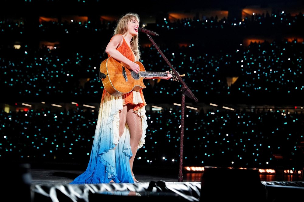 Taylor Swifts New Surprise Song Dress Perfectly Matches Speak Now World Tour Koi Fish Guitar