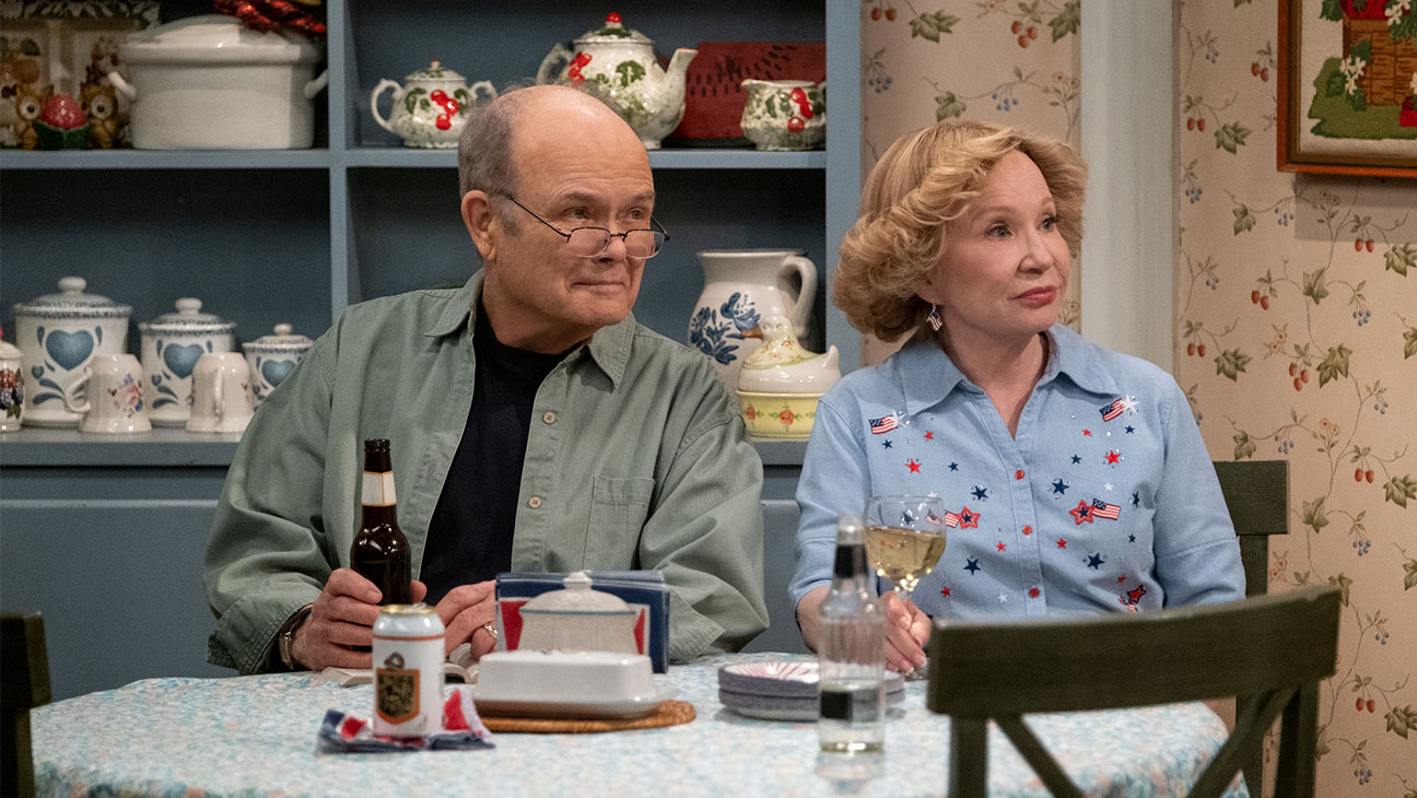 Kurtwood Smith and Debra Jo Rupp in 'That '90s Show'