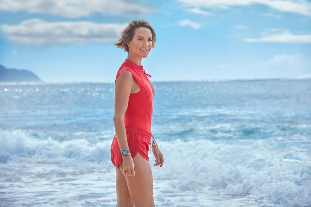 Was Arielle Kebbel Really Running Underwater With a Huge Rock on Rescue HI Surf