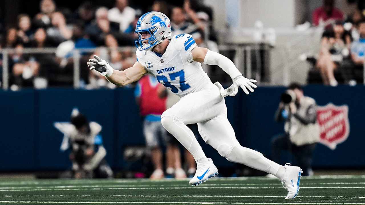 What's the latest update on Detroit Lions DL Aidan Hutchinson's injury?