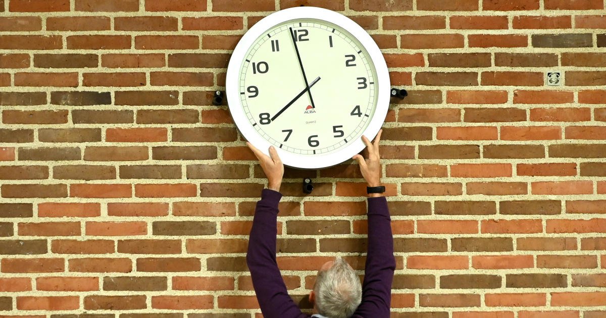 When do we "fall back" for daylight saving time 2024, and why does the time change twice a year?