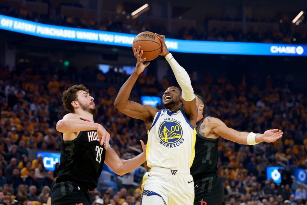 Should Jonathan Kuminga take the qualifying offer with the Warriors? It’s complicated