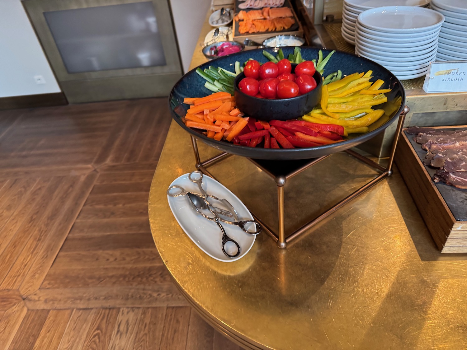 a bowl of vegetables on a table