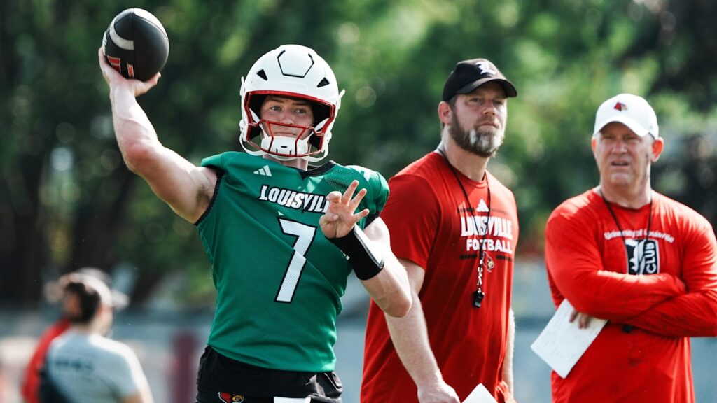 Big Ten DC makes bold statement about Miller Moss days before Louisville debut