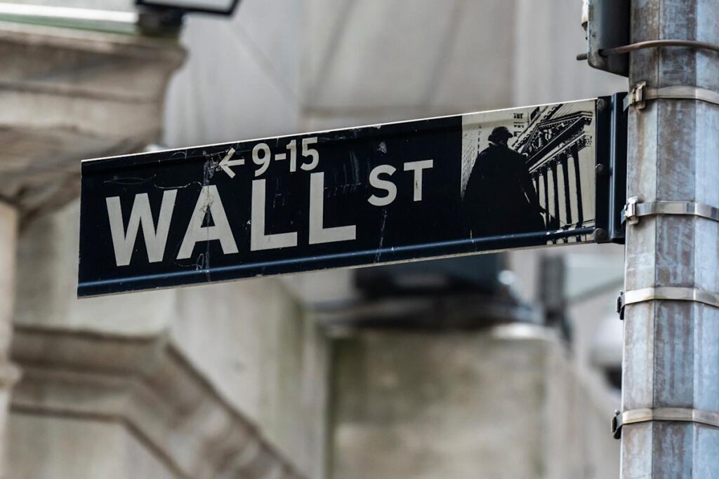 Dow, S&P 500, Nasdaq slide on inflation worries, ending 4th winning month lower