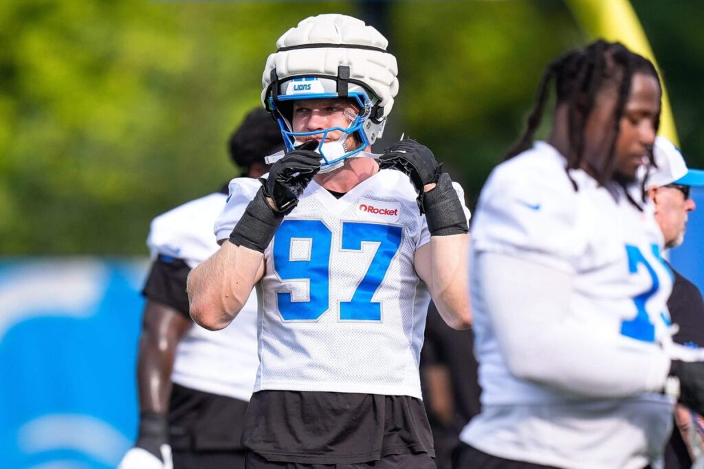 Lions scrimmage notes: Aidan Hutchinson impresses, Brian Branch excels