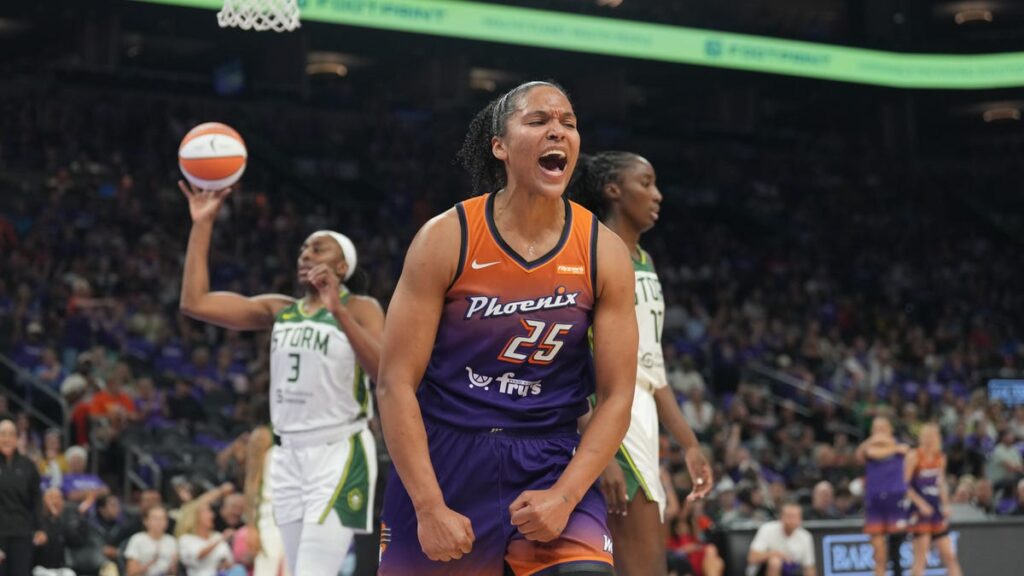 Updates, highlights from WNBA game