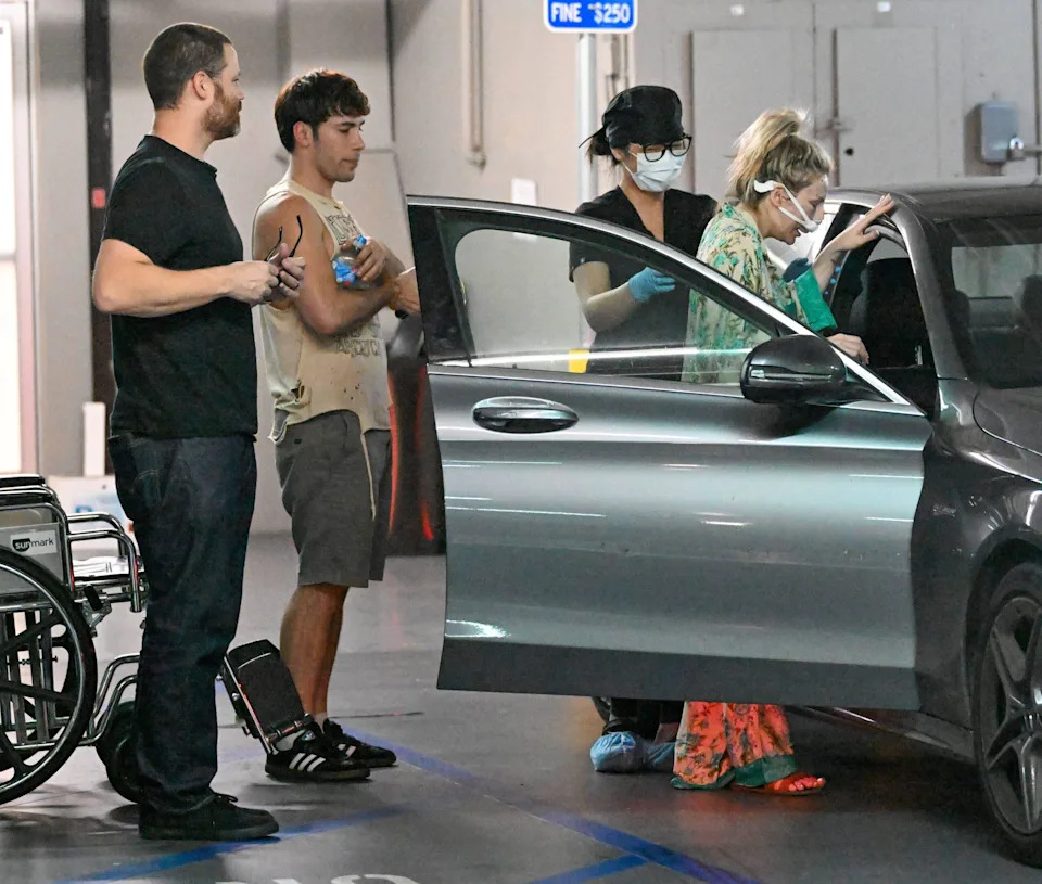 Courtney Stodden leaving Beverly Hills Dr. Motykies office after apparent rhinoplasty