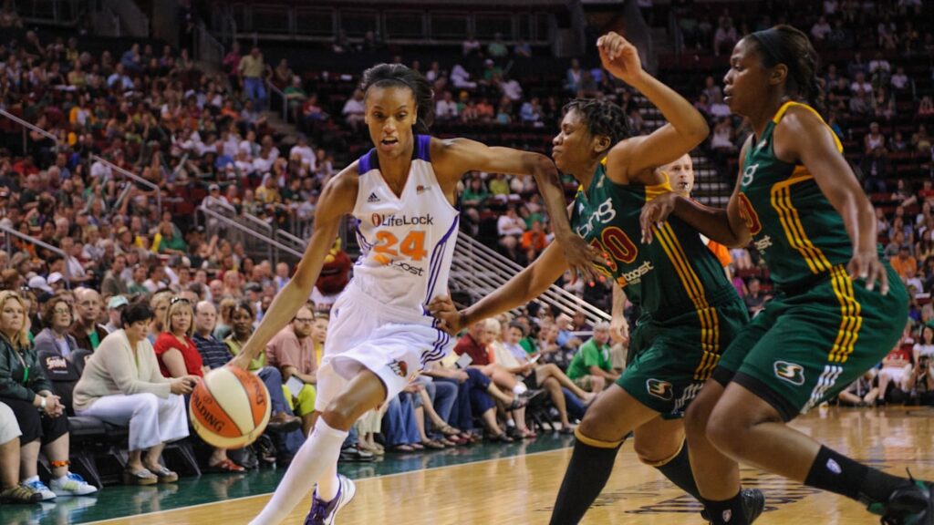 How DeWanna Bonner And Others Made The All-Rookie Team