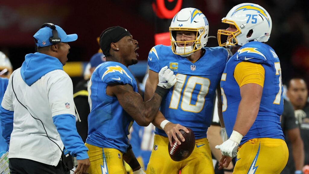 ESPN analyst eating crow after Chargers' Justin Herbert comes up big vs. Chiefs