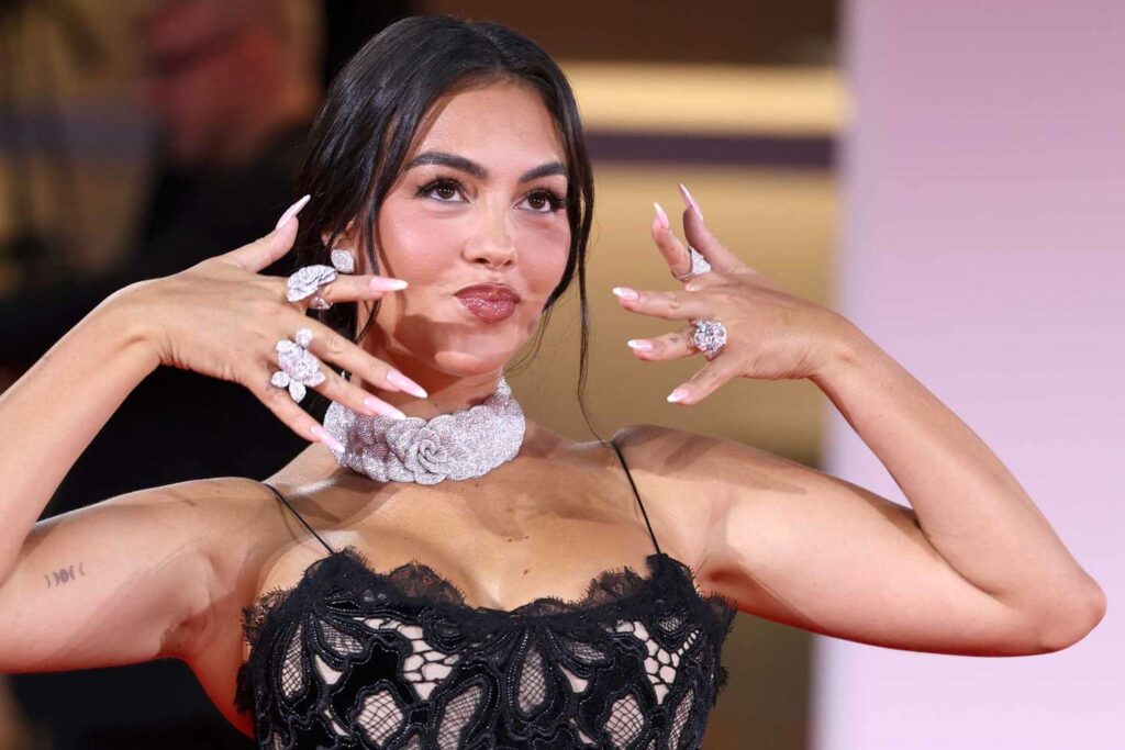 Georgina Rodríguez Flashes Engagement Ring from Cristiano Ronaldo in Venice