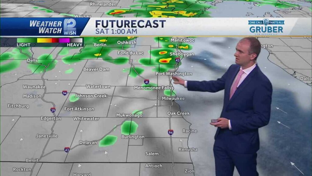 Overnight storm chances in SE Wisconsin