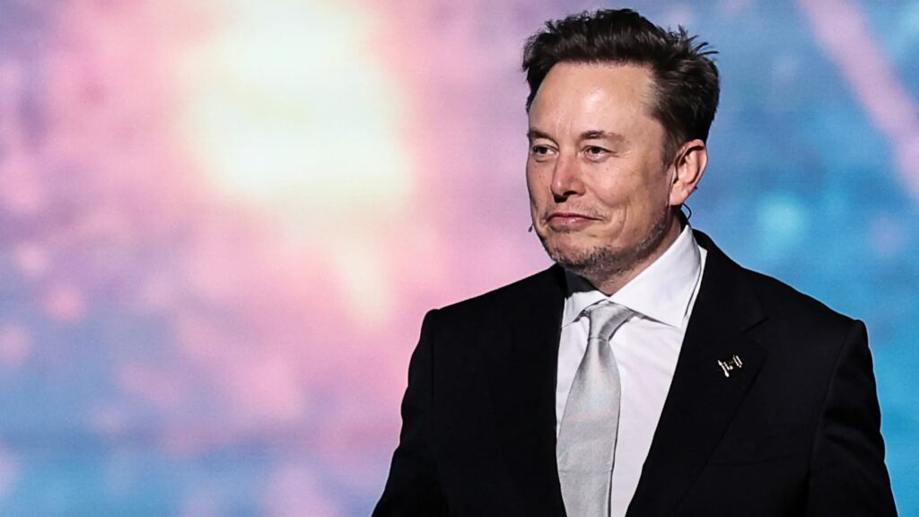 Tesla floats new pay plan for Musk that would expand his voting power